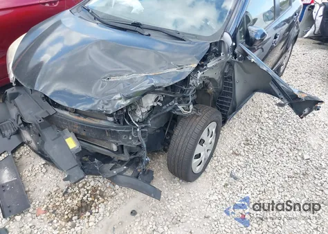 2014 Toyota Prius C Two z USA, uszkodzony, nr VIN JTDKDTB36E1570236